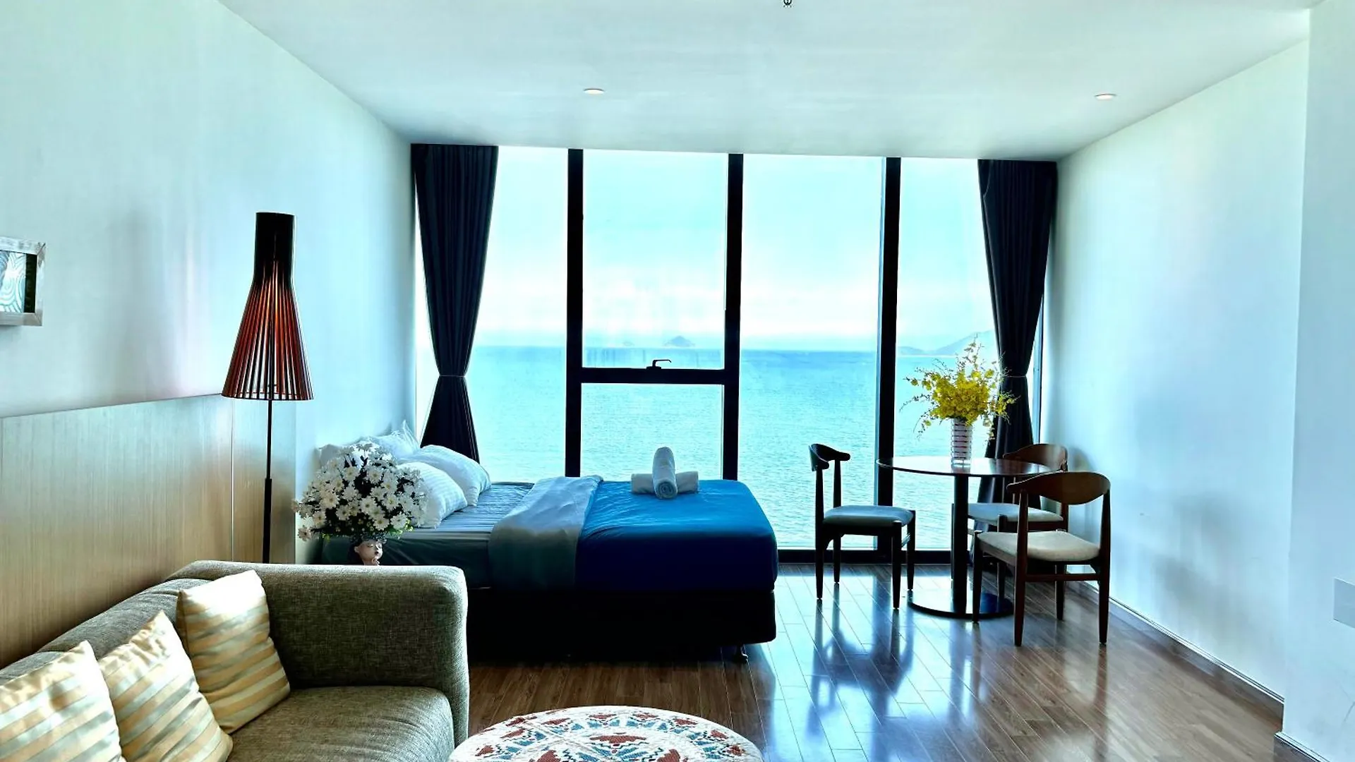 Appartamento La Maison Starcity 1 Mins Walk To Beach Nha Trang Vietnam