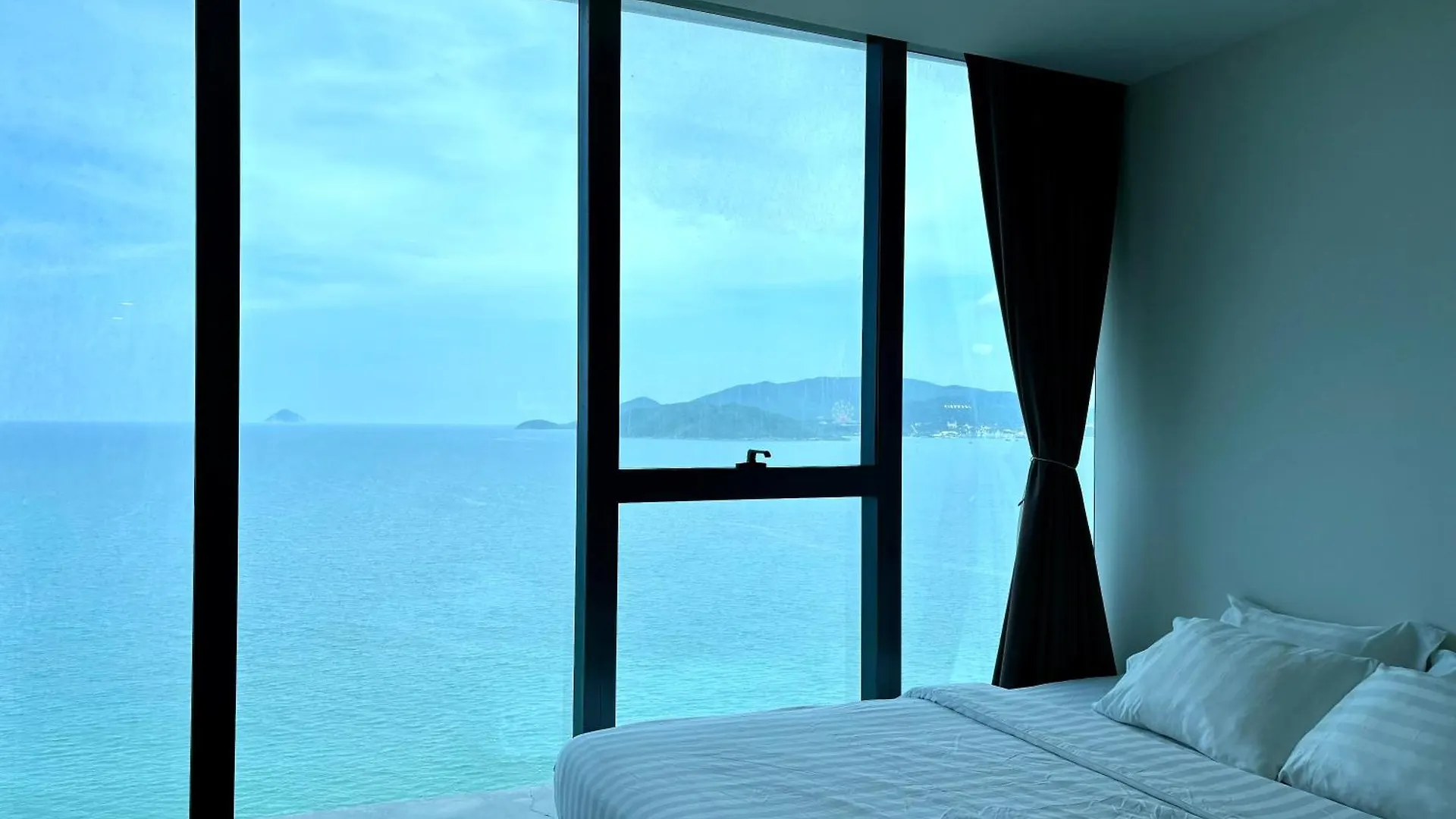 Appartamento La Maison Starcity 1 Mins Walk To Beach Nha Trang
