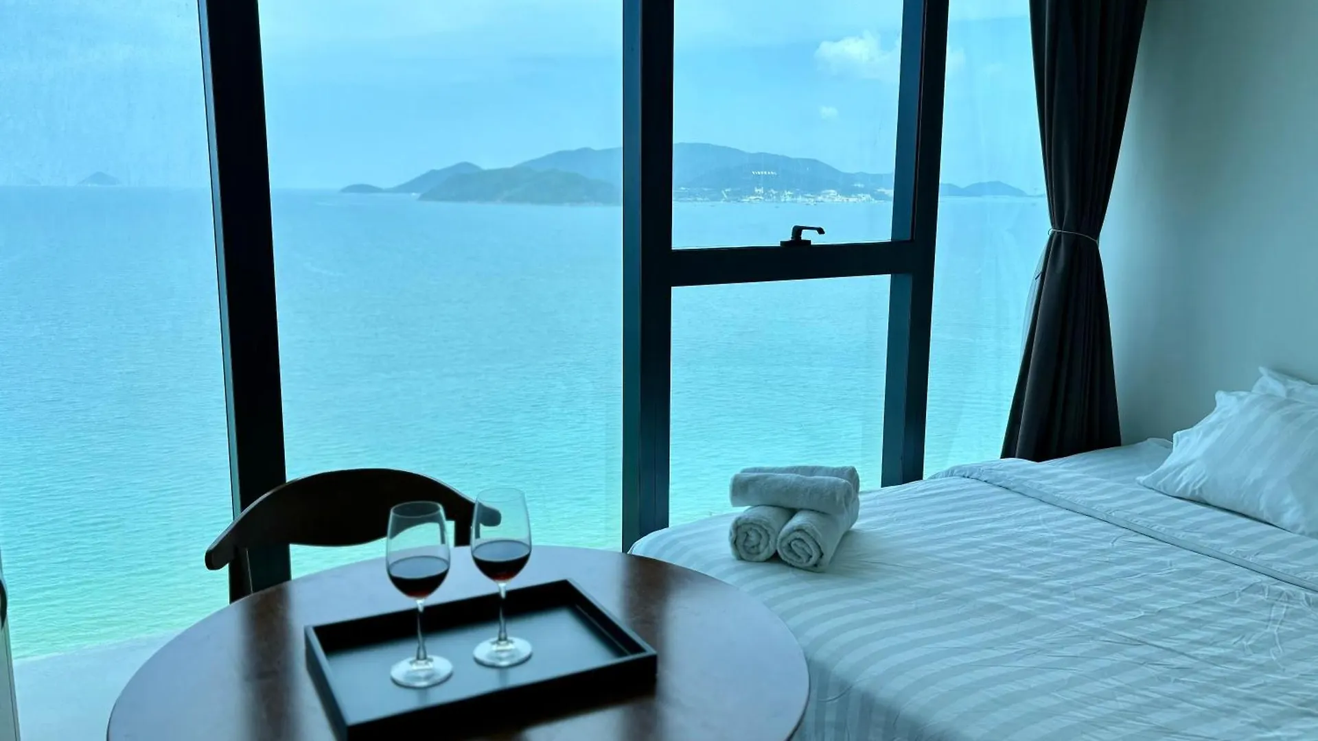La Maison Starcity 1 Mins Walk To Beach Nha Trang Vietnam
