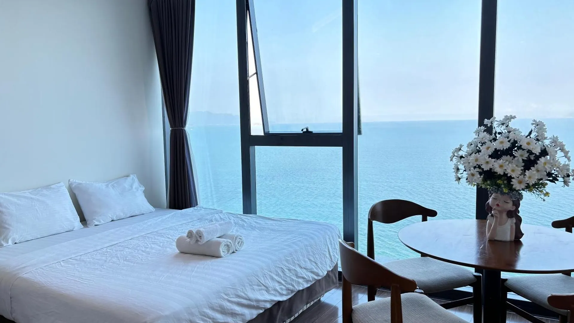 Appartamento La Maison Starcity 1 Mins Walk To Beach Nha Trang Vietnam