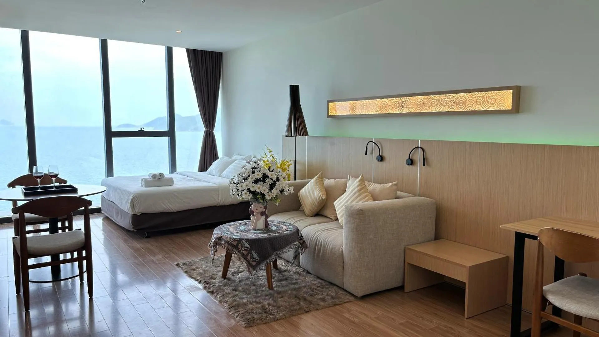 Appartamento La Maison Starcity 1 Mins Walk To Beach Nha Trang